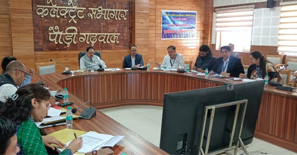 बैंकर्स और विभागीय अधिकारी समन्वय के साथ करें कार्य- मुख्य विकास अधिकारी