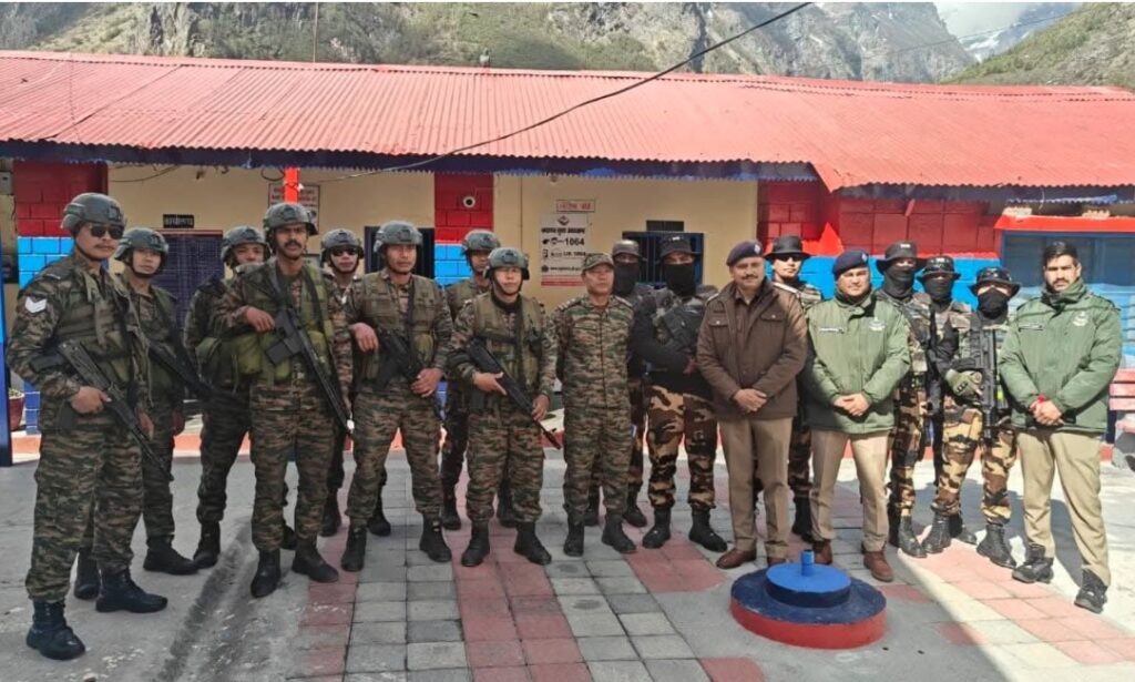 धाम की सुरक्षा सर्वोपरि- बद्रीनाथ में पुलिस व एटीएस द्वारा चलाया गया सघन चैकिंग अभियान