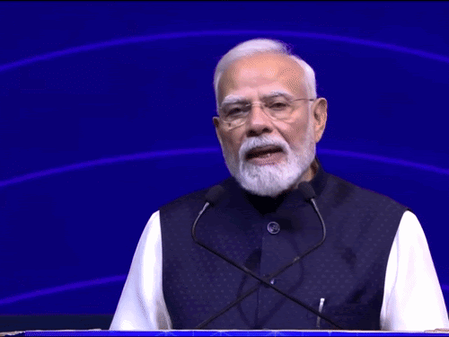 ‘सेमीकंडक्टर’ के ग्लोबल मार्केट में भारत की धमाकेदार एंट्री: पीएम मोदी ने दिखाया भविष्य का रोडमैप ‘सेमीकंडक्टर’ के ग्लोबल मार्केट में भारत की धमाकेदार एंट्री: पीएम मोदी ने दिखाया भविष्य का रोडमैप